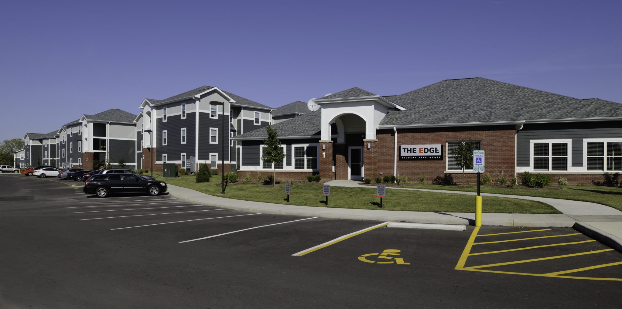 Greenhill Apartments at Southern Illinois University Edwardsville